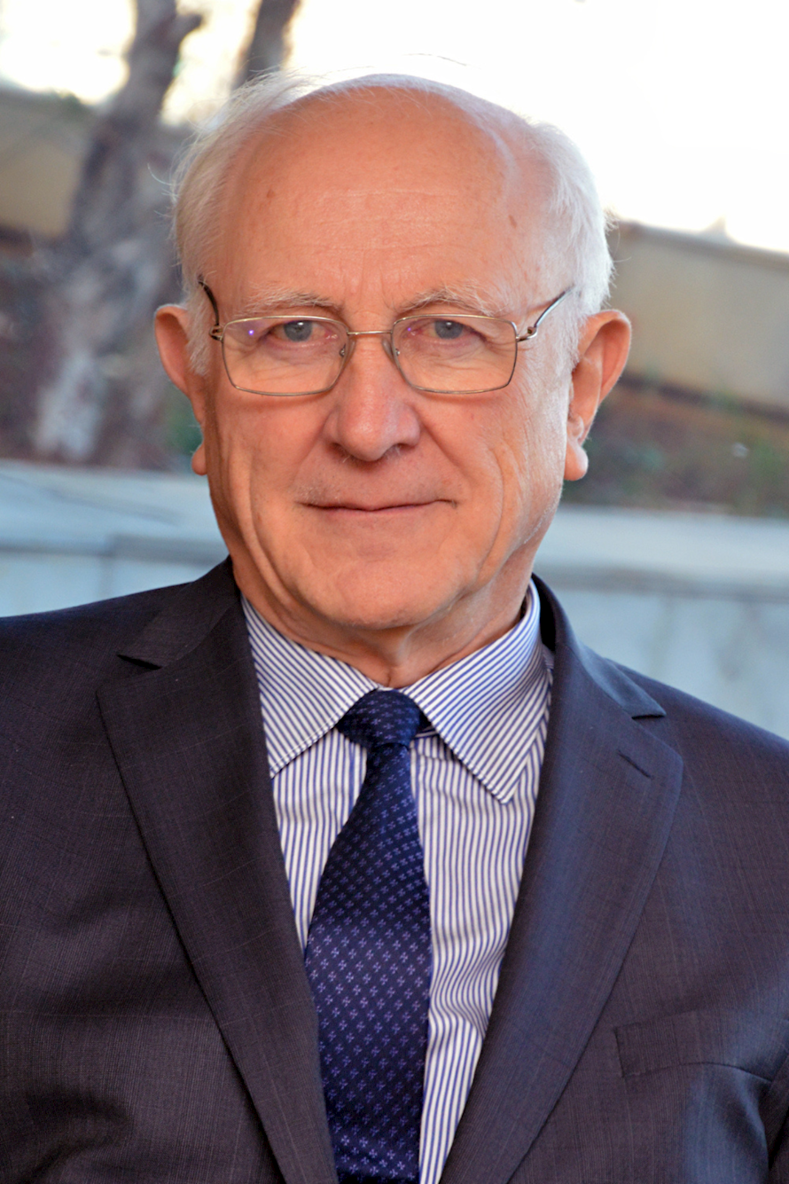 Mr. Henri DE COURTIVRON